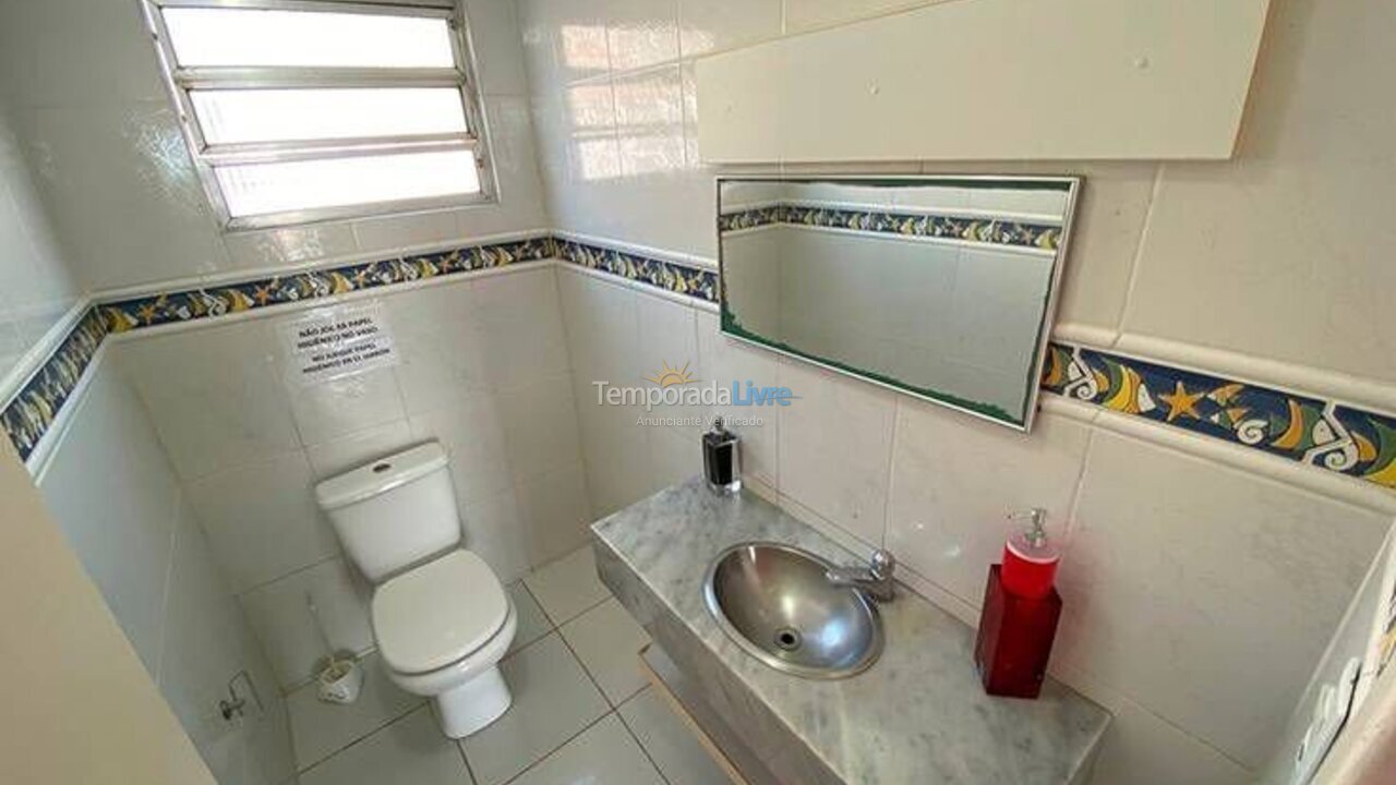 Casa para aluguel de temporada em Bombinhas (Praia de Bombas)