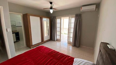 CASA BEIRA MAR 4 SUÍTES