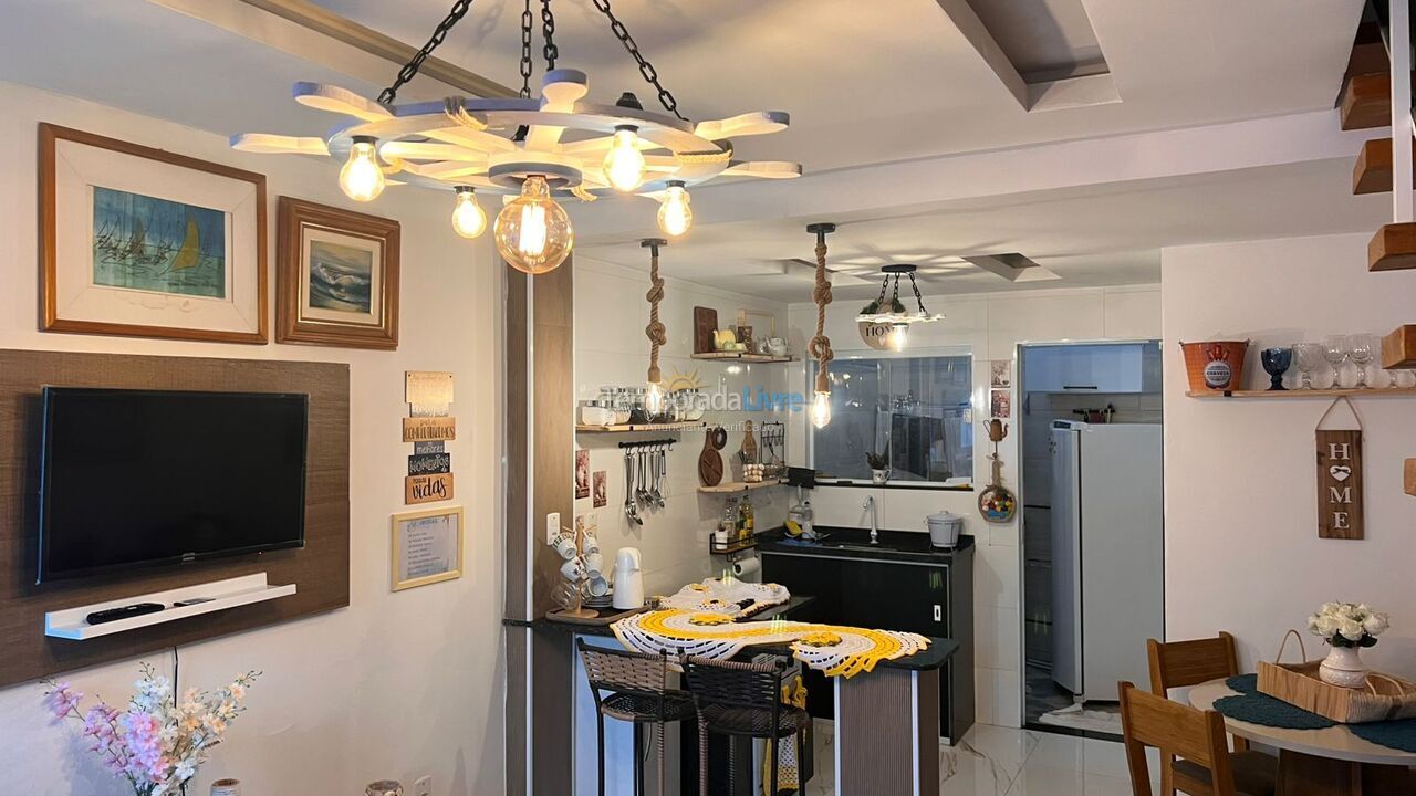 Casa para aluguel de temporada em Cabo Frio (Bairro Caminho de Buzios)