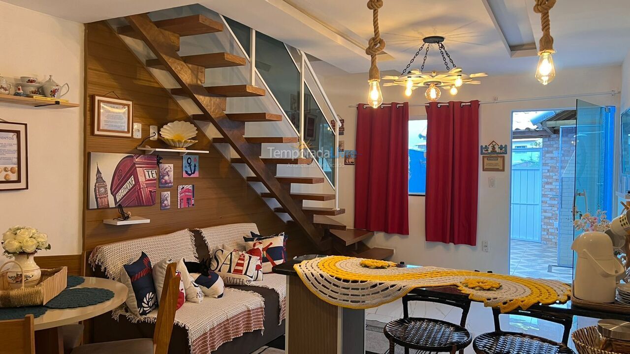 Casa para aluguel de temporada em Cabo Frio (Bairro Caminho de Buzios)