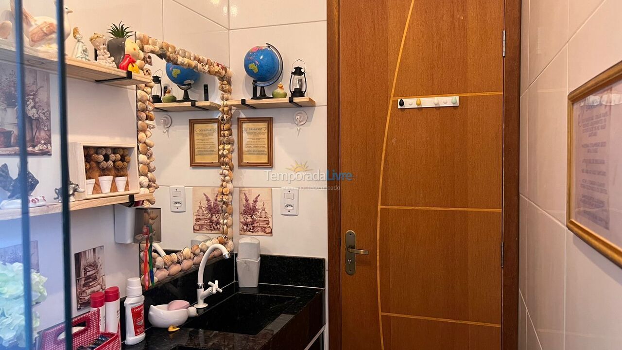 Casa para aluguel de temporada em Cabo Frio (Bairro Caminho de Buzios)