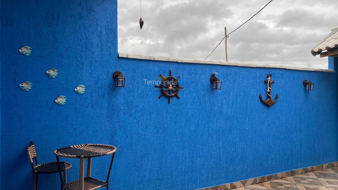 Casa para aluguel de temporada em Cabo Frio (Bairro Caminho de Buzios)