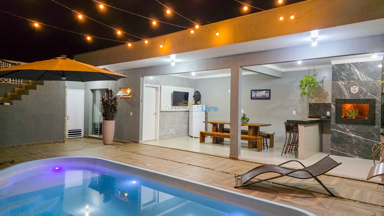 Casa para aluguel de temporada em São Francisco do Sul (Ubatuba)