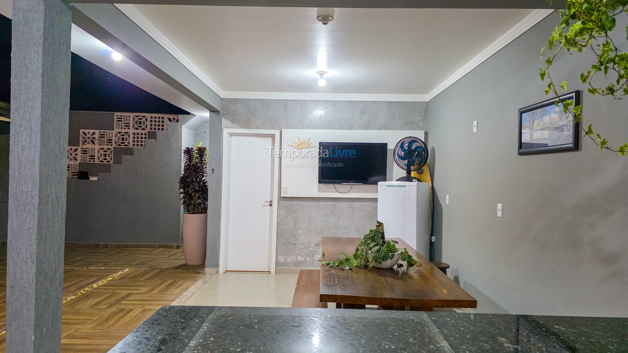 Casa para aluguel de temporada em São Francisco do Sul (Ubatuba)