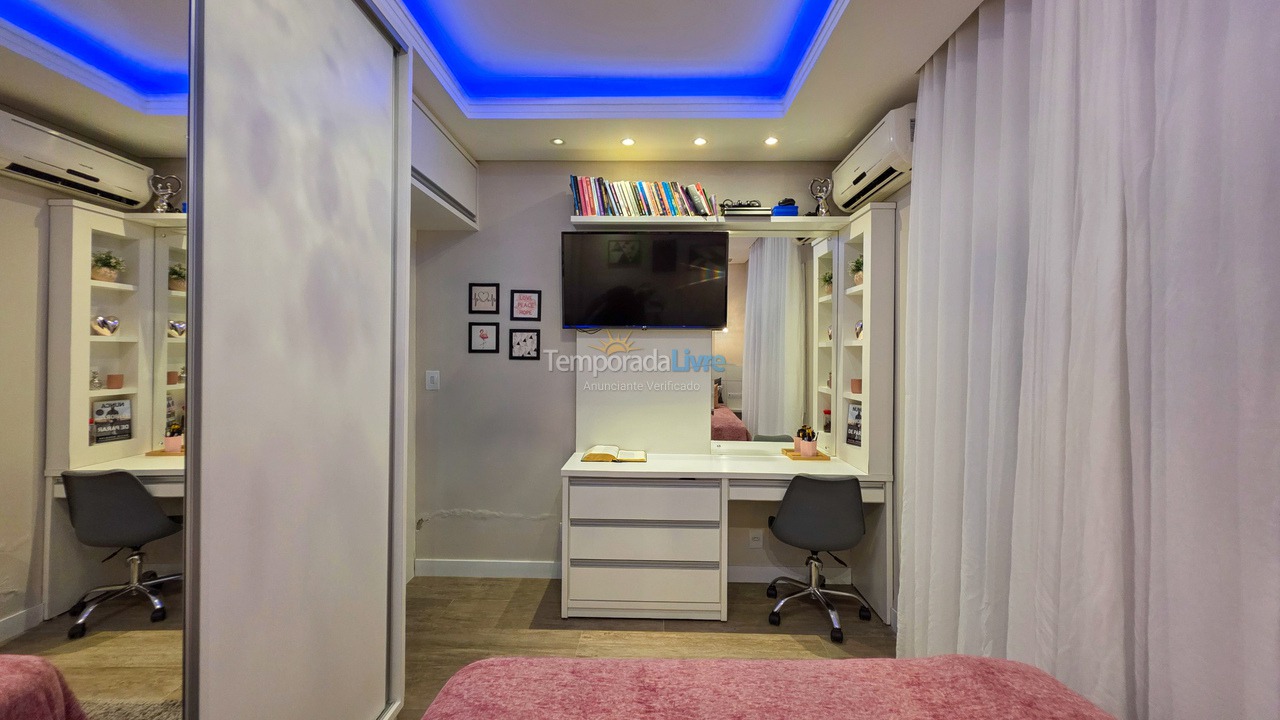 Casa para aluguel de temporada em São Francisco do Sul (Ubatuba)