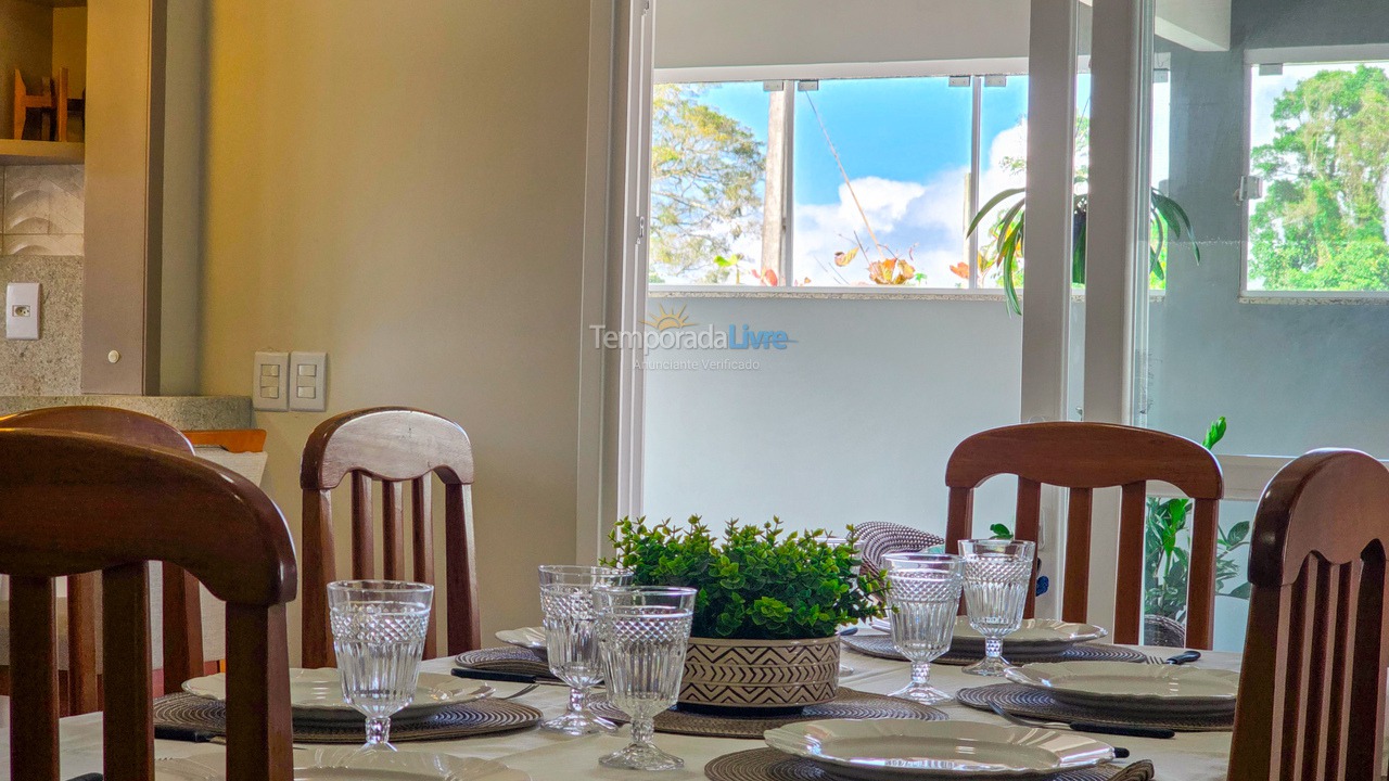 Casa para aluguel de temporada em São Francisco do Sul (Ubatuba)