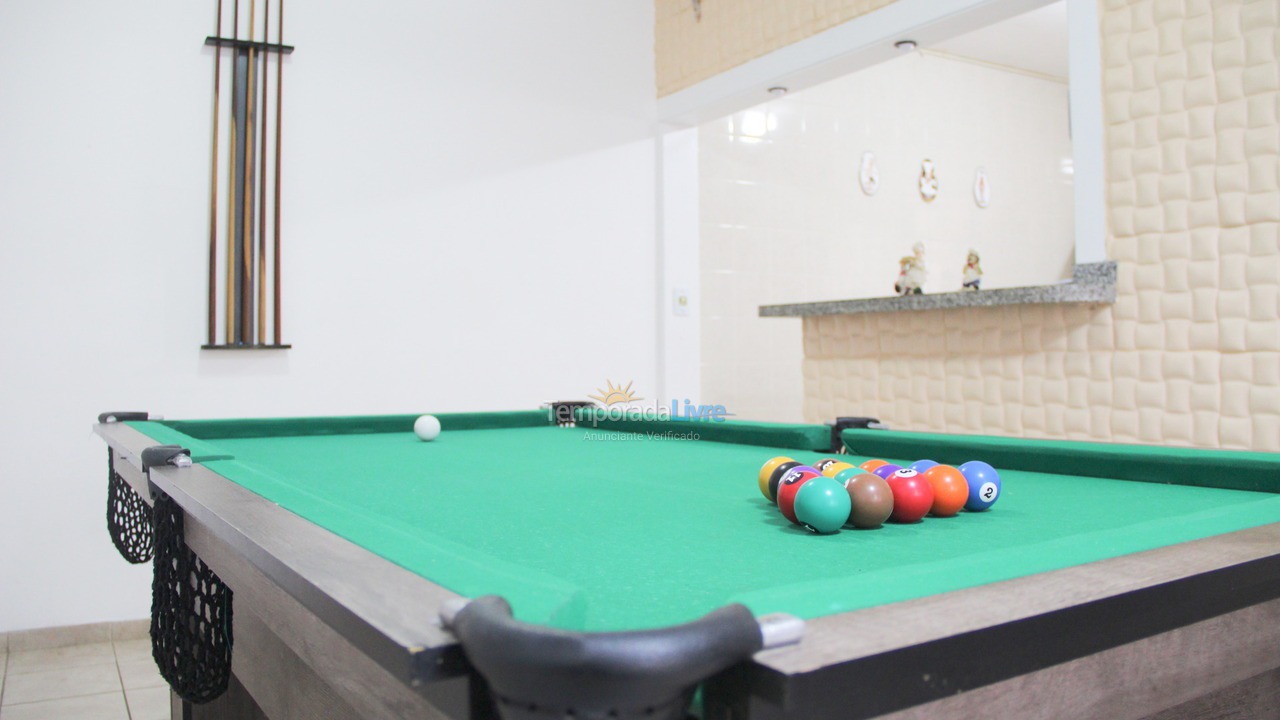 Apartamento para alquiler de vacaciones em Itapema (Meia Praia)