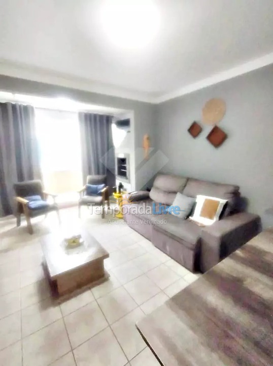 Apartamento para alquiler de vacaciones em Itapema (Meia Praia)