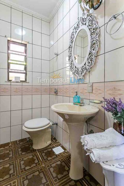 Casa para aluguel de temporada em Florianópolis (Praia Brava)