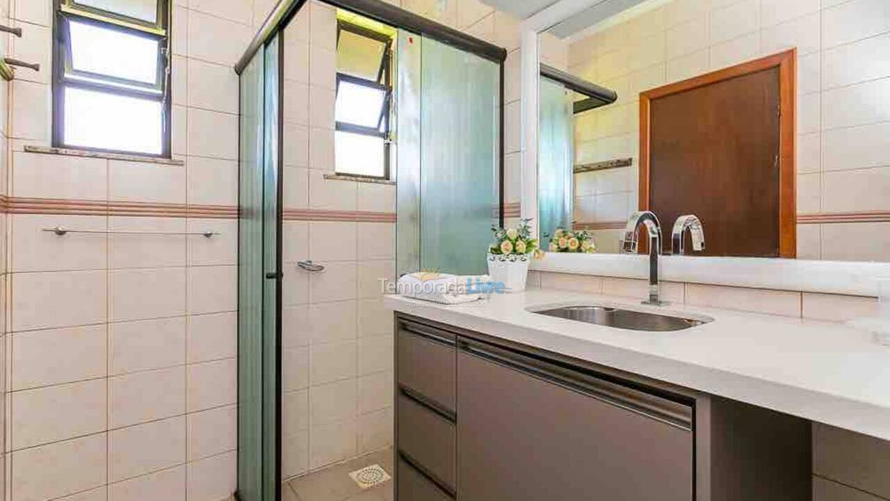 Casa para aluguel de temporada em Florianópolis (Praia Brava)