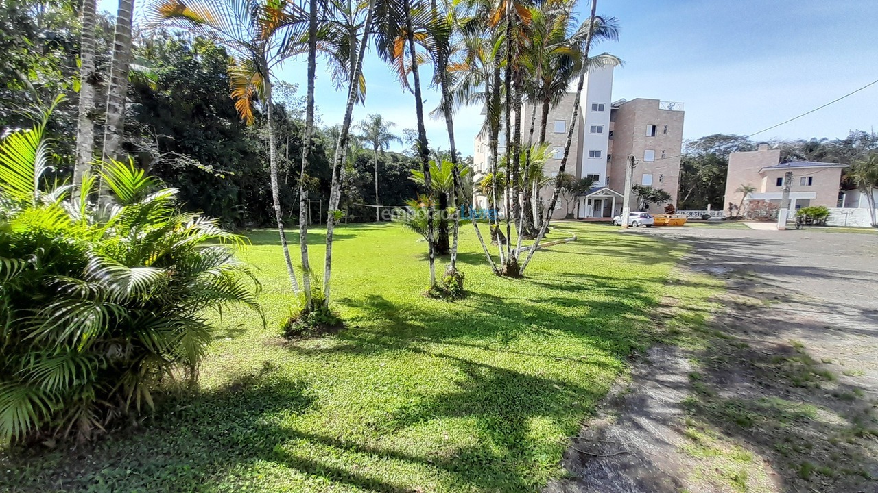 Apartamento para alquiler de vacaciones em Bertioga (Praia de Guaratuba)