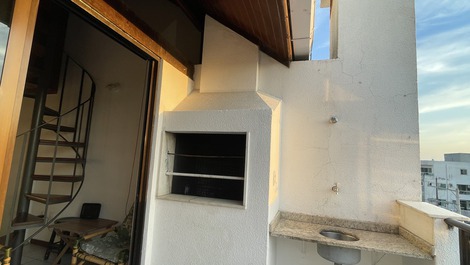 Triplex com vista para o mar