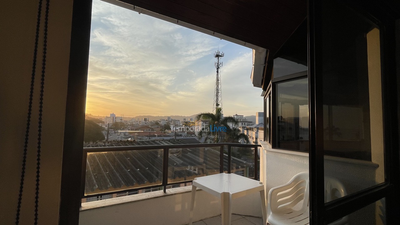 Apartamento para aluguel de temporada em Florianopolis (Praia dos Ingleses)