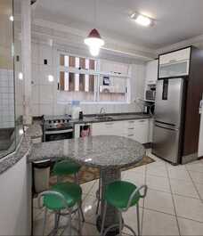 Aluguel de Temporada - 3 Suites Quadra Mar