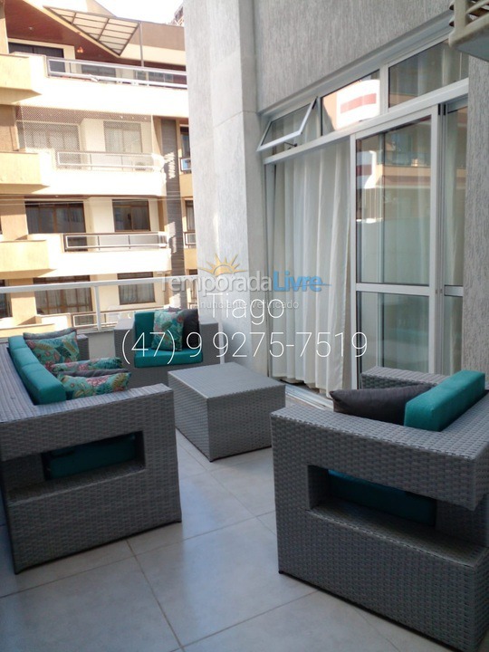 Apartamento para aluguel de temporada em Itapema (Meia Praia)