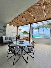 House within a condominium on Juquehy Beach CA0232