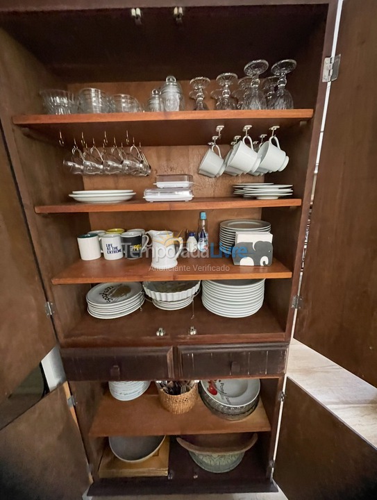 Casa para aluguel de temporada em Florianópolis (Jurere Tradicional)