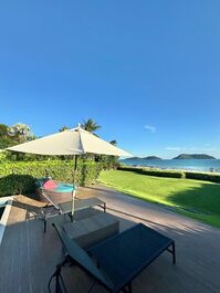 High-end house on the sand in a condominium on Juquehy beach CA0020