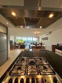 High-end house on the sand in a condominium on Juquehy beach CA0020
