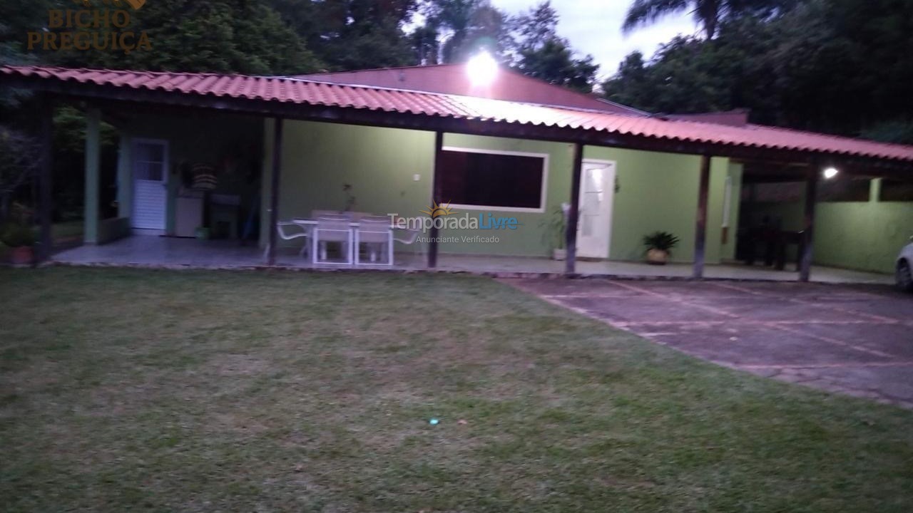 Chácara / sítio para aluguel de temporada em Mairinque (Condomínio Paineiras)