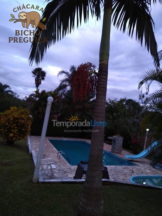 Chácara / sítio para aluguel de temporada em Mairinque (Condomínio Paineiras)