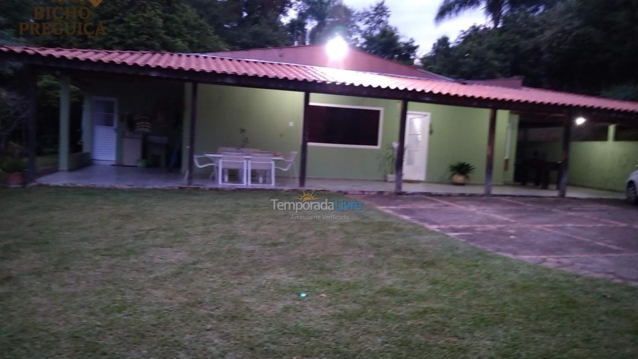 Chácara / sítio para aluguel de temporada em Mairinque (Condomínio Paineiras)