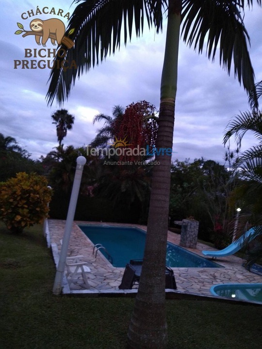 Chácara / sítio para aluguel de temporada em Mairinque (Condomínio Paineiras)