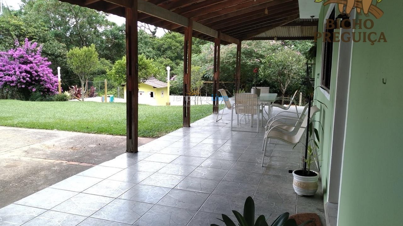 Chácara / sítio para aluguel de temporada em Mairinque (Condomínio Paineiras)