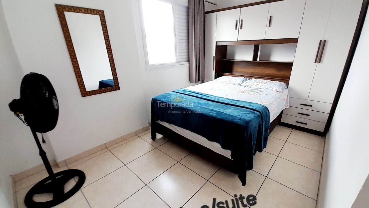 Apartamento para aluguel de temporada em Praia Grande (Vila Tupi)
