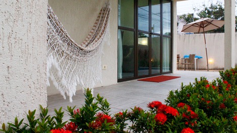 Casa confortável com 4 suítes no melhor trecho de Tamandaré