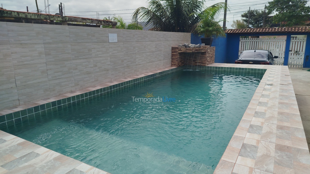 Casa para aluguel de temporada em Mongaguá (Itaguai)