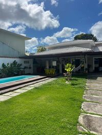 Cod.C010-House with 2 suites, sleeps 4, Taperapuan, swimming pool, barbecue.