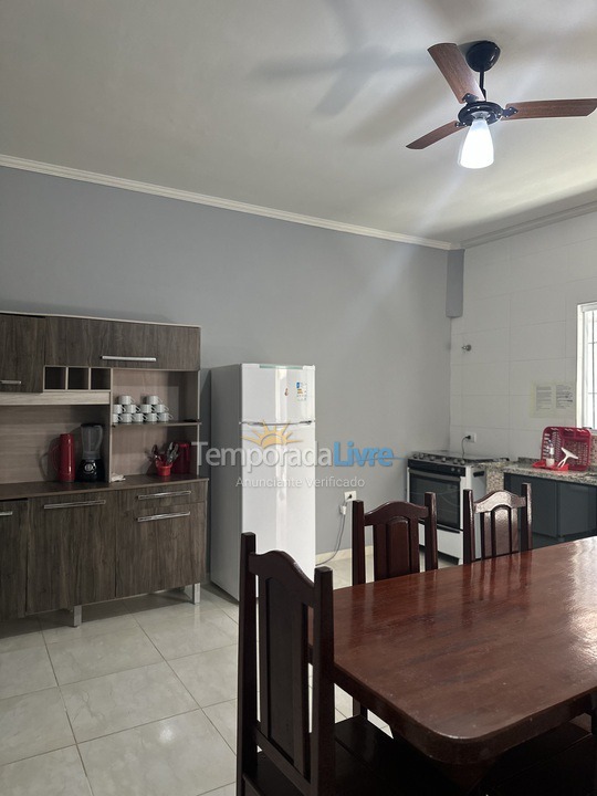 Apartamento para alquiler de vacaciones em Ubatuba (Praia Grande)