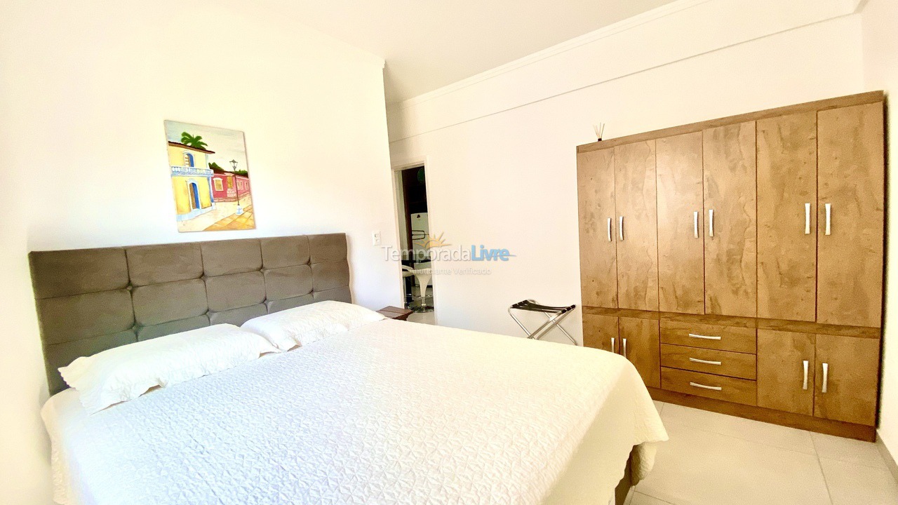 Apartamento para aluguel de temporada em Bombinhas (Praia de Bombas)