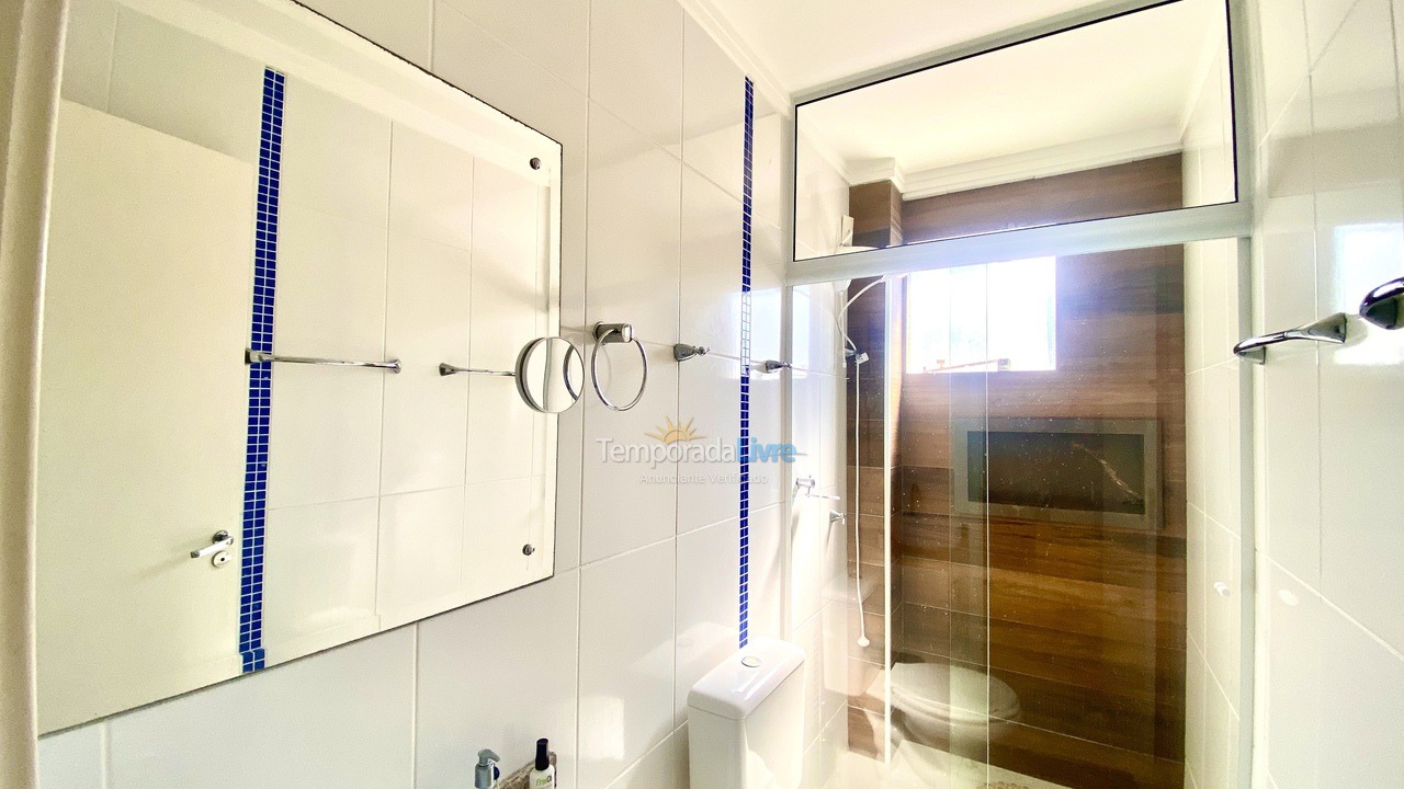 Apartamento para aluguel de temporada em Bombinhas (Praia de Bombas)