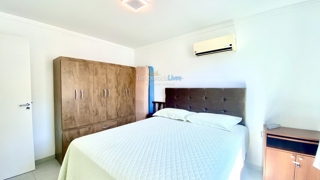 Apartamento para aluguel de temporada em Bombinhas (Praia de Bombas)