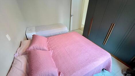 APARTAMENTO EM MEIA PRAIA PROX. RUSSI E RUSSI ATÉ 8 PESSOAS