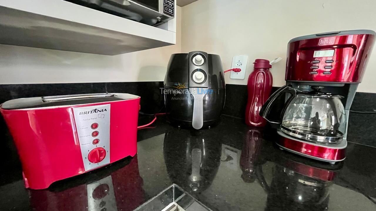 Apartamento para aluguel de temporada em Itapema (Meia Praia)