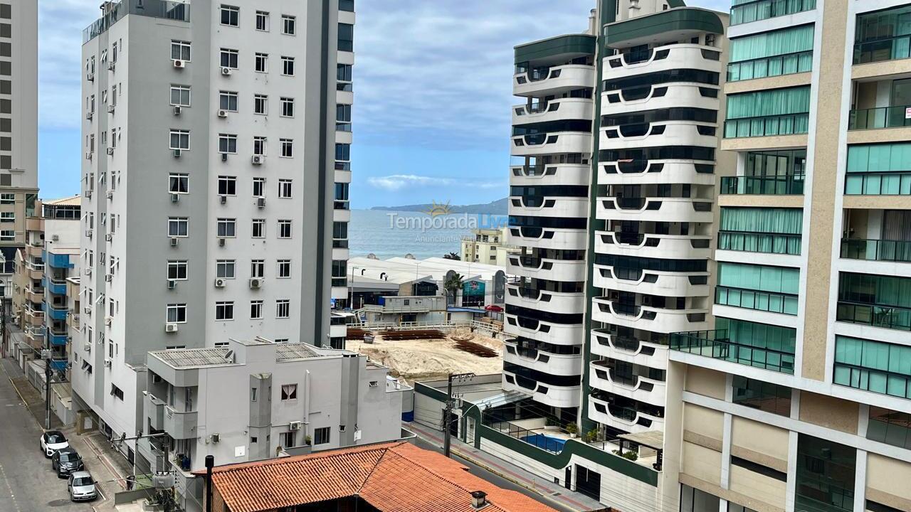 Apartamento para aluguel de temporada em Itapema (Meia Praia)