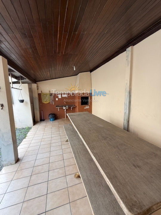 Casa para alquiler de vacaciones em São Francisco do Sul (Enseada)