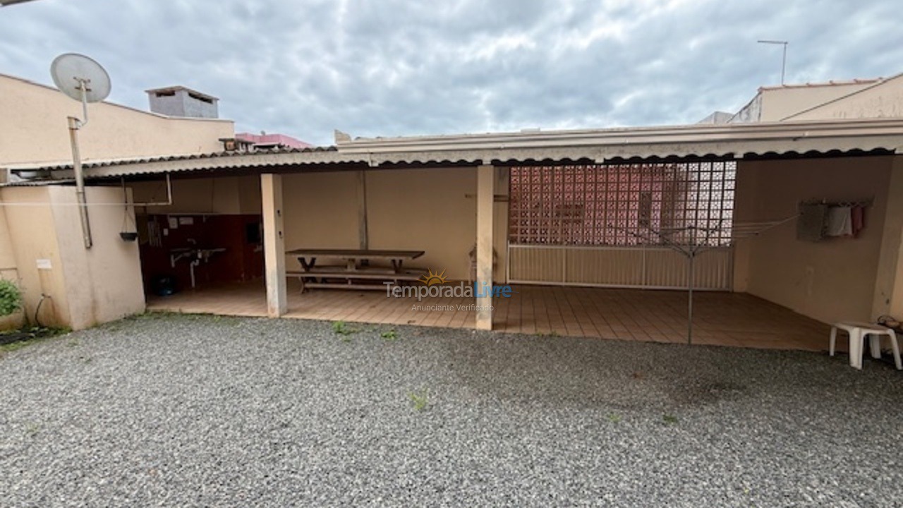Casa para alquiler de vacaciones em São Francisco do Sul (Enseada)