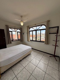 GRAN CASA A 150M DEL MAR, 3 HABITACIONES CON AC, CISTERNA