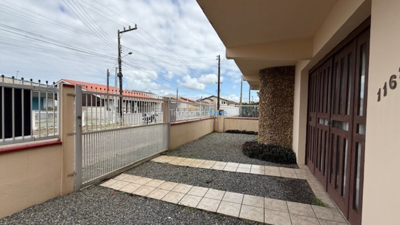 Casa para alquiler de vacaciones em São Francisco do Sul (Enseada)