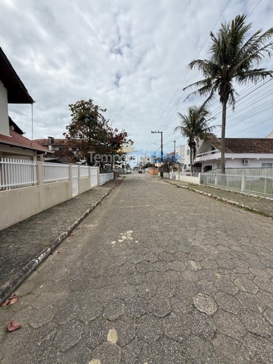Casa para alquiler de vacaciones em São Francisco do Sul (Enseada)
