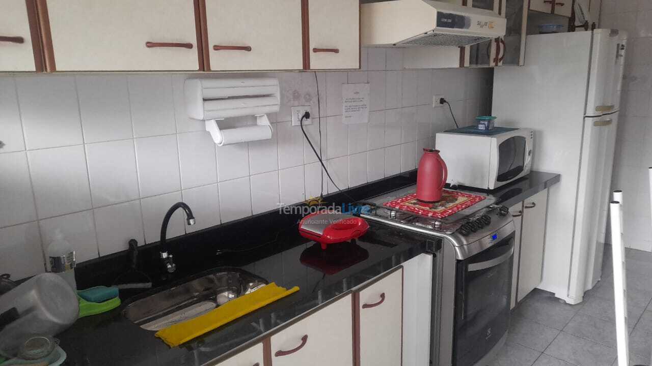 Apartamento para aluguel de temporada em Praia Grande (Guilhermina)