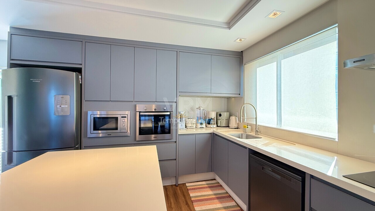 Casa para aluguel de temporada em Bombinhas (Canto Grande)