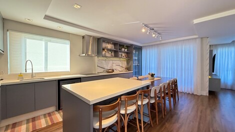 Triplex Beira Mar Com Piscina