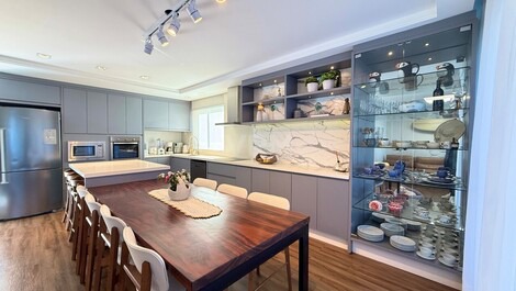 Triplex Beira Mar Com Piscina