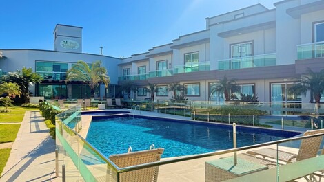 Triplex Beira Mar Com Piscina