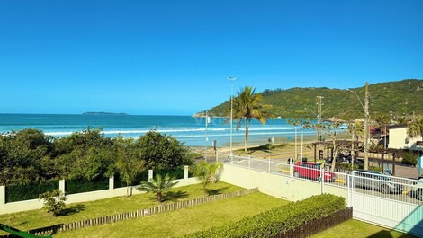 Triplex Beira Mar Com Piscina